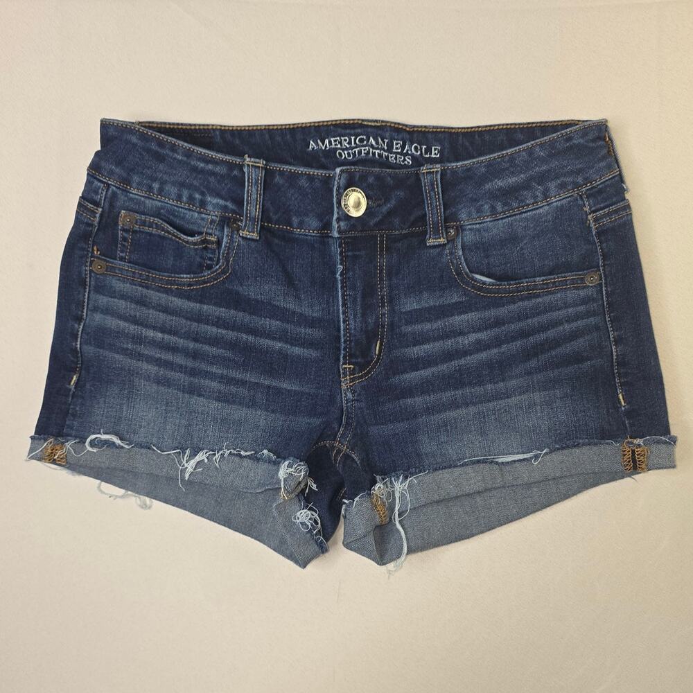American Eagle Outfitters "Shortie" denim shorts stretch Size 6